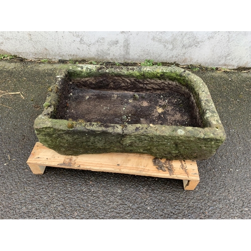 44 - 17TH CENTURY SANDSTONE TROUGH