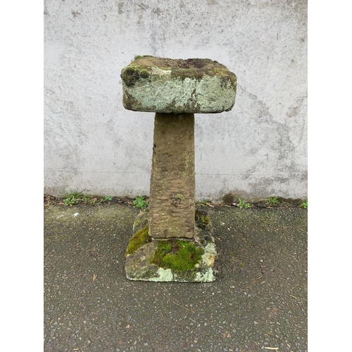 46 - 17TH CENTURY CARVED BIRD BATH