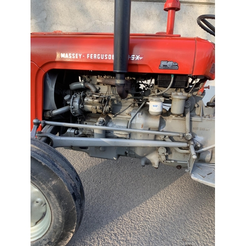 61 - MASSEY FERGUSON 35X