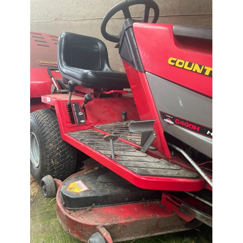 62 - COUNTAX RIDE ON MOWER