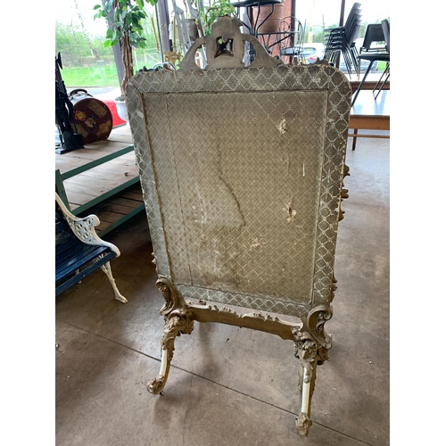 86 - ORNATE COUNTRY HOUSE FIRE SCREEN