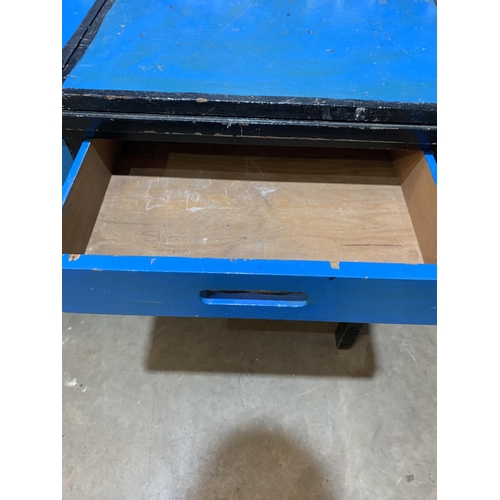 465 - FOLD OUT WORKBENCH