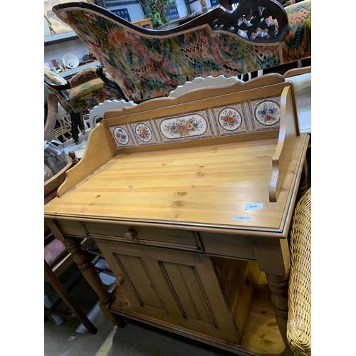 468 - TILED WASHSTAND