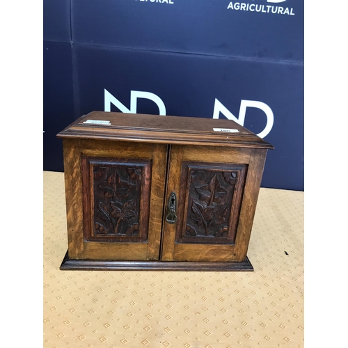 100 - OAK SMOKERS CABINET