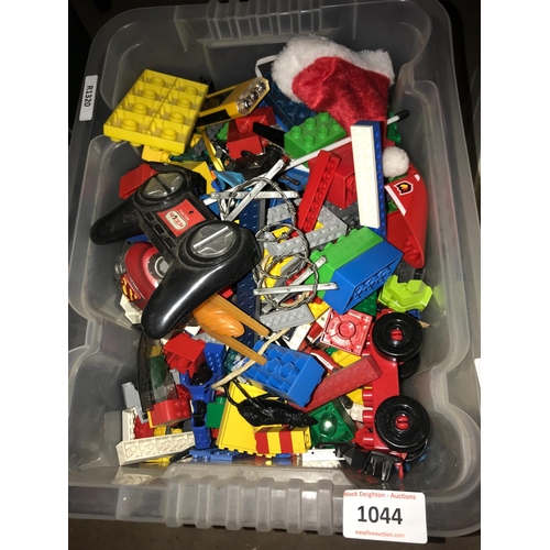 1044 - LEGO