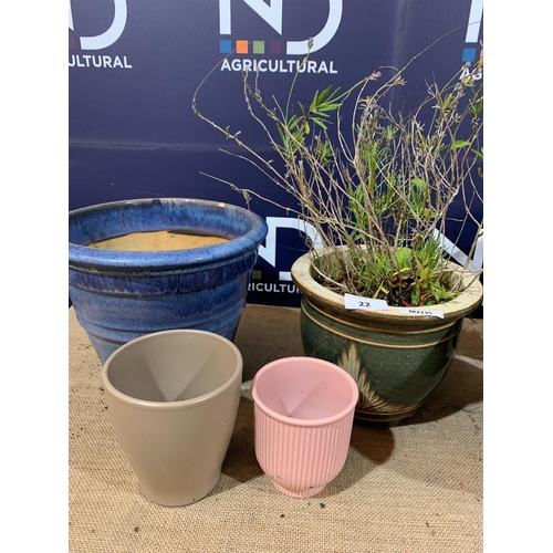 22 - QTY OF GARDEN POTS