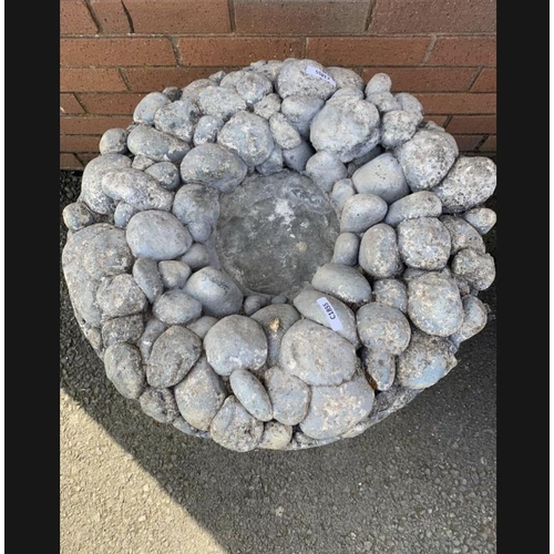 46 - GARDEN FEATURE