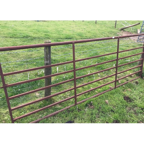 95 - METAL GATE