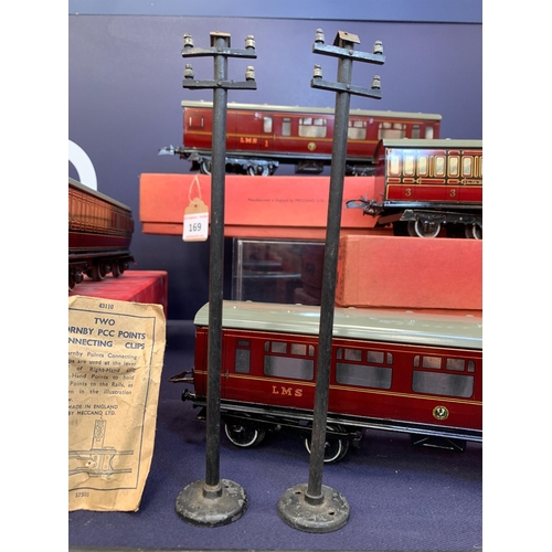 169 - HORNBY COACHES