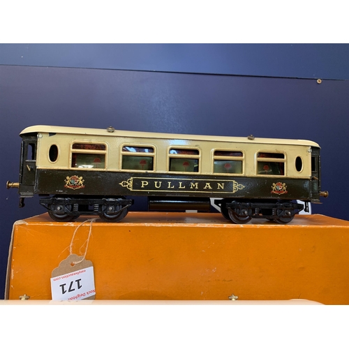 171 - 3 HORNBY COACHES