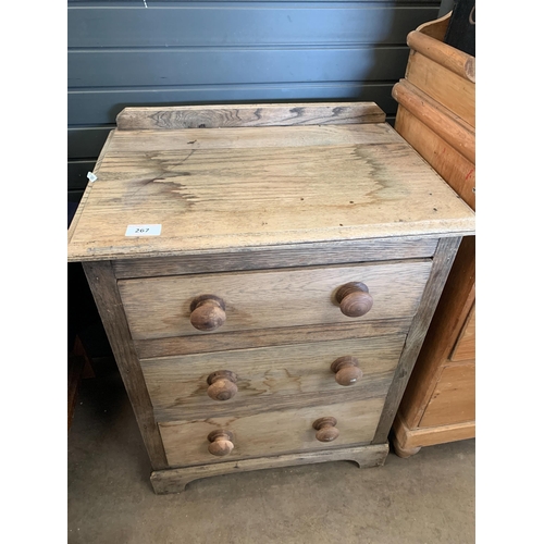 267 - VICTORIAN CHEST OF DRAWERS