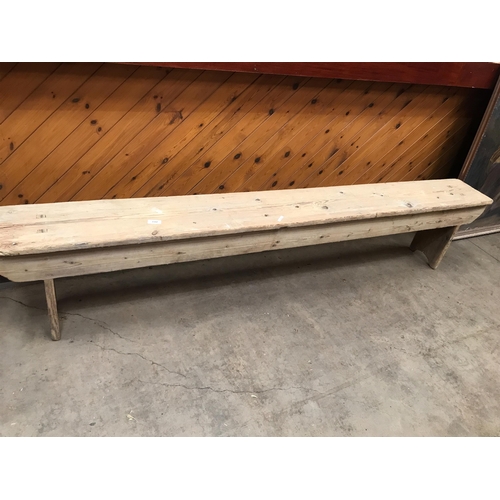 283 - PINE BENCH