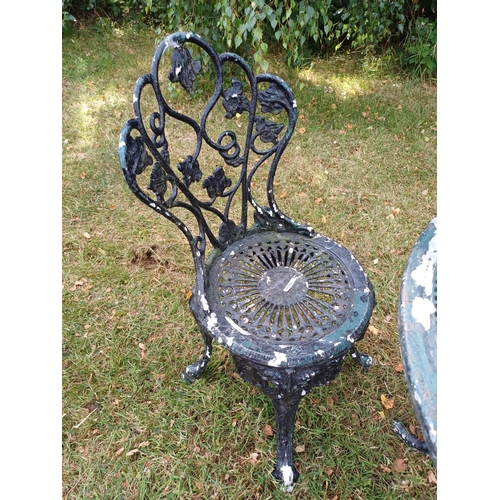 65 - CAST ALUMINIUM TABLE & CHAIRS