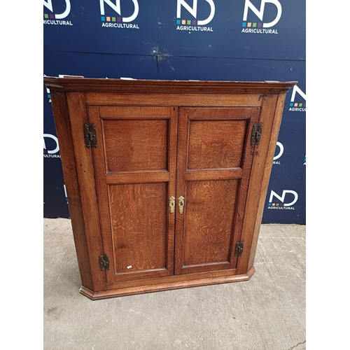 826 - VICTORIAN OAK CORNER CUPBOARD