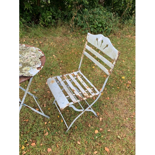 3 - GARDEN TABLE AND CHAIRS