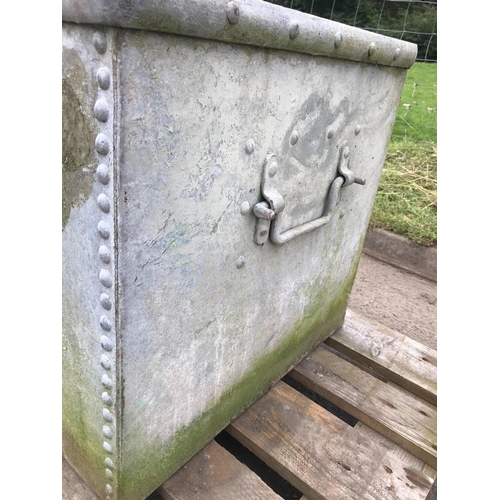 15 - HEAVY GALVANISED TROUGH