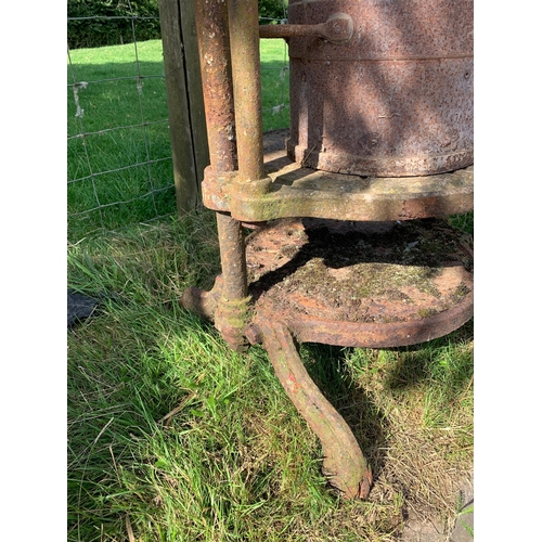 22 - CAST IRON CIDER PRESS