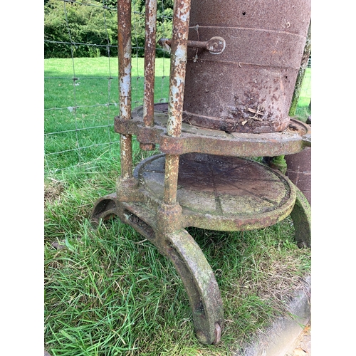 23 - CAST IRON CIDER PRESS