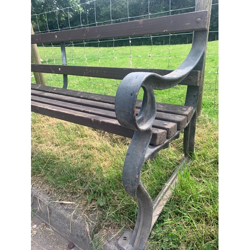 123 - GARDEN BENCH