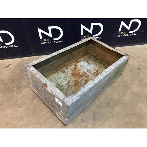 39 - GALVANISED WATER TANK