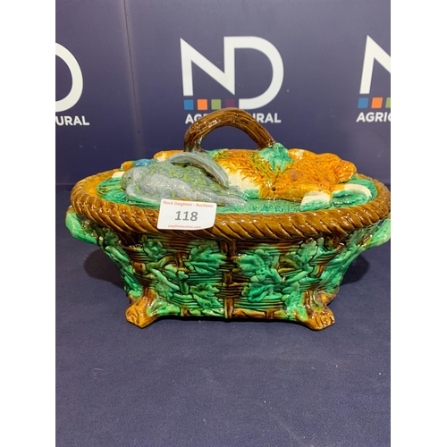 118 - MAJOLICA PIE DISH