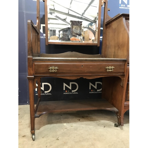 176 - DRESSING TABLE