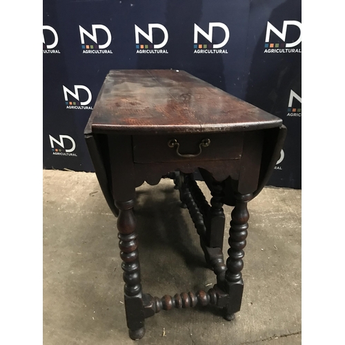 202 - DROP LEAF TABLE