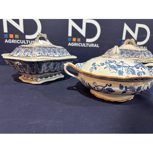 258 - BLUE & WHITE TUREENS