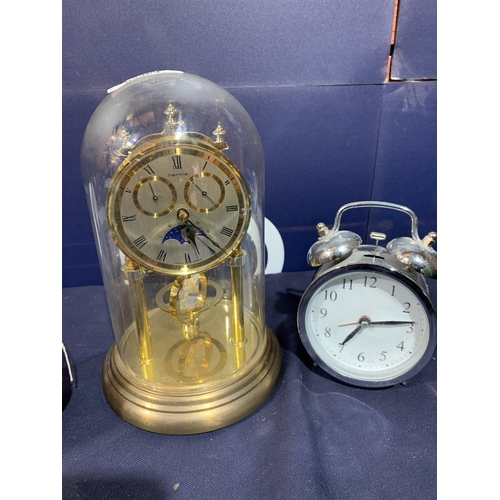 369 - SELECTION OF CLOCKS