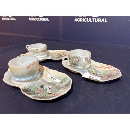 47 - ORIENTAL CUPS & SAUCERS