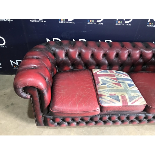 760 - CHESTERFIELD SOFA