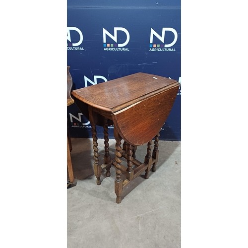 800 - CARD TABLE & DROP LEAF TABLE