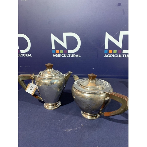 105 - 1962 COFFEE POTS BIRMINGHAM SILVER HENRY CLIFFORD DAVIS 1325GM