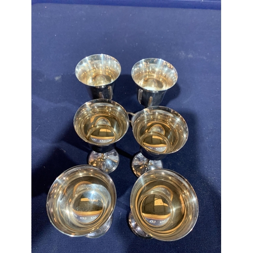 108 - 6 TULIP SHERRY GLASSES 1969 400GRAMS