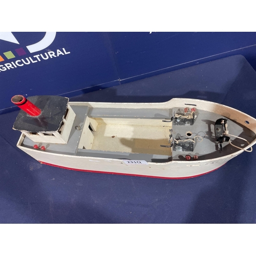 231Q - MODEL BOAT