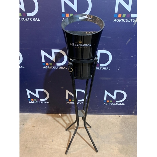 475 - MOET & CHANDON BUCKET & STAND