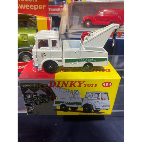 331 - BOXED DINKY DIECAST VEHICLES ETC