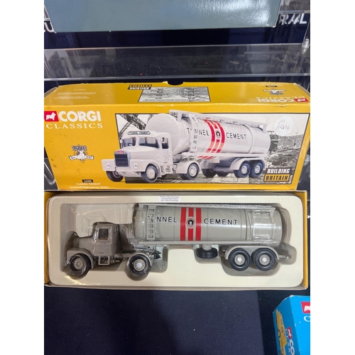 351 - CORGI CLASSICS VEHICLE