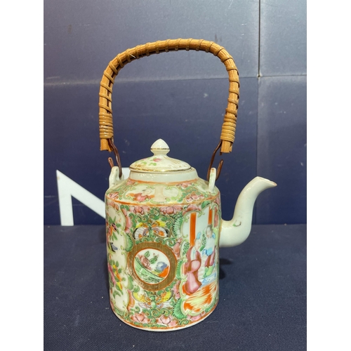 158 - ORIENTAL TEAPOT