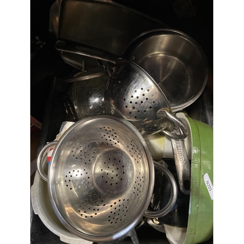 1023 - KITCHENALIA