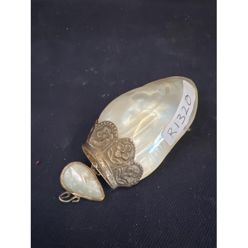 141 - MOTHER OF PEARL CHATELAINE