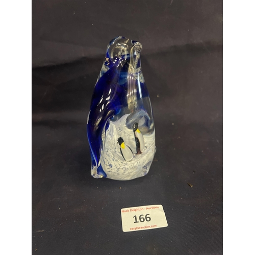 166 - HEAVY GLASS PENGUIN PAPERWEIGHT