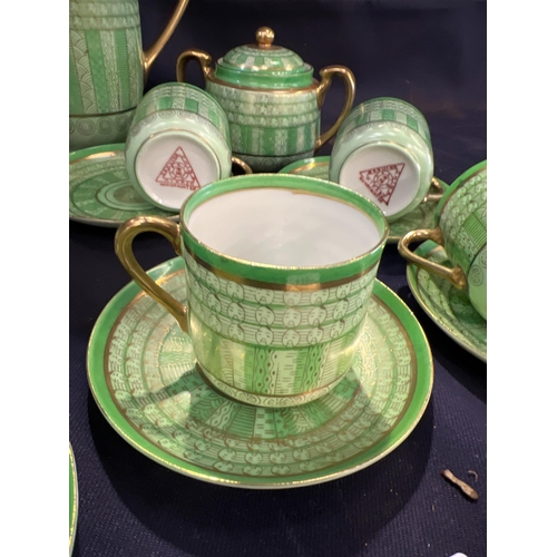 175 - MIKARDS TEA SET