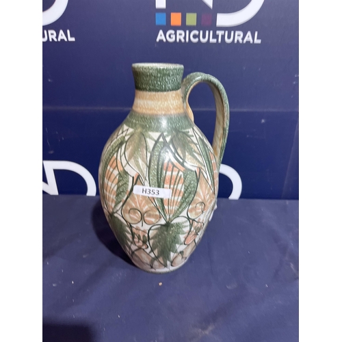 253 - DENBY JUG