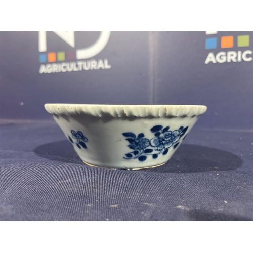 144 - ORIENTAL BLUE & WHITE BOWL