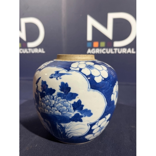 156 - BLUE & WHITE ORIENTAL GINGER JAR