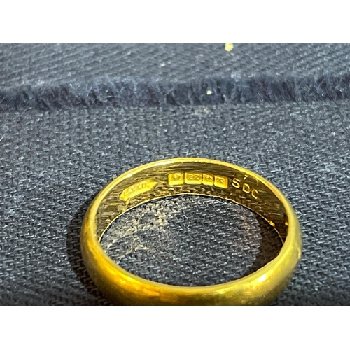 185 - 22CT GOLD RING 6G