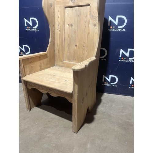 42 - WELSH PINE LAMBING CHAIR