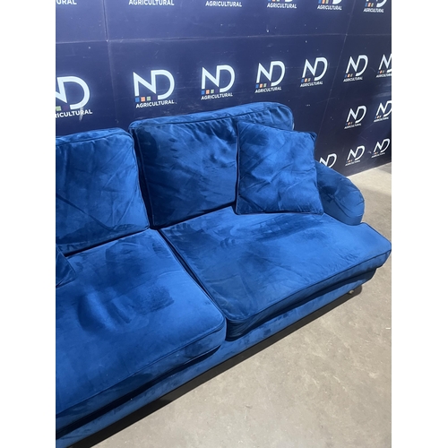 706 - LARGE MODERN SOFA