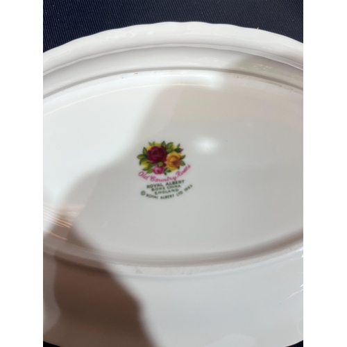 781 - ROYAL ALBERT OLD COUNTRY ROSE